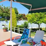 бриджит Apartament *