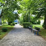 бриджит Apartament *