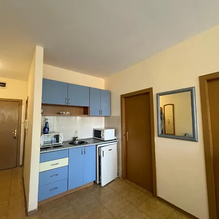 бриджит Apartamento *